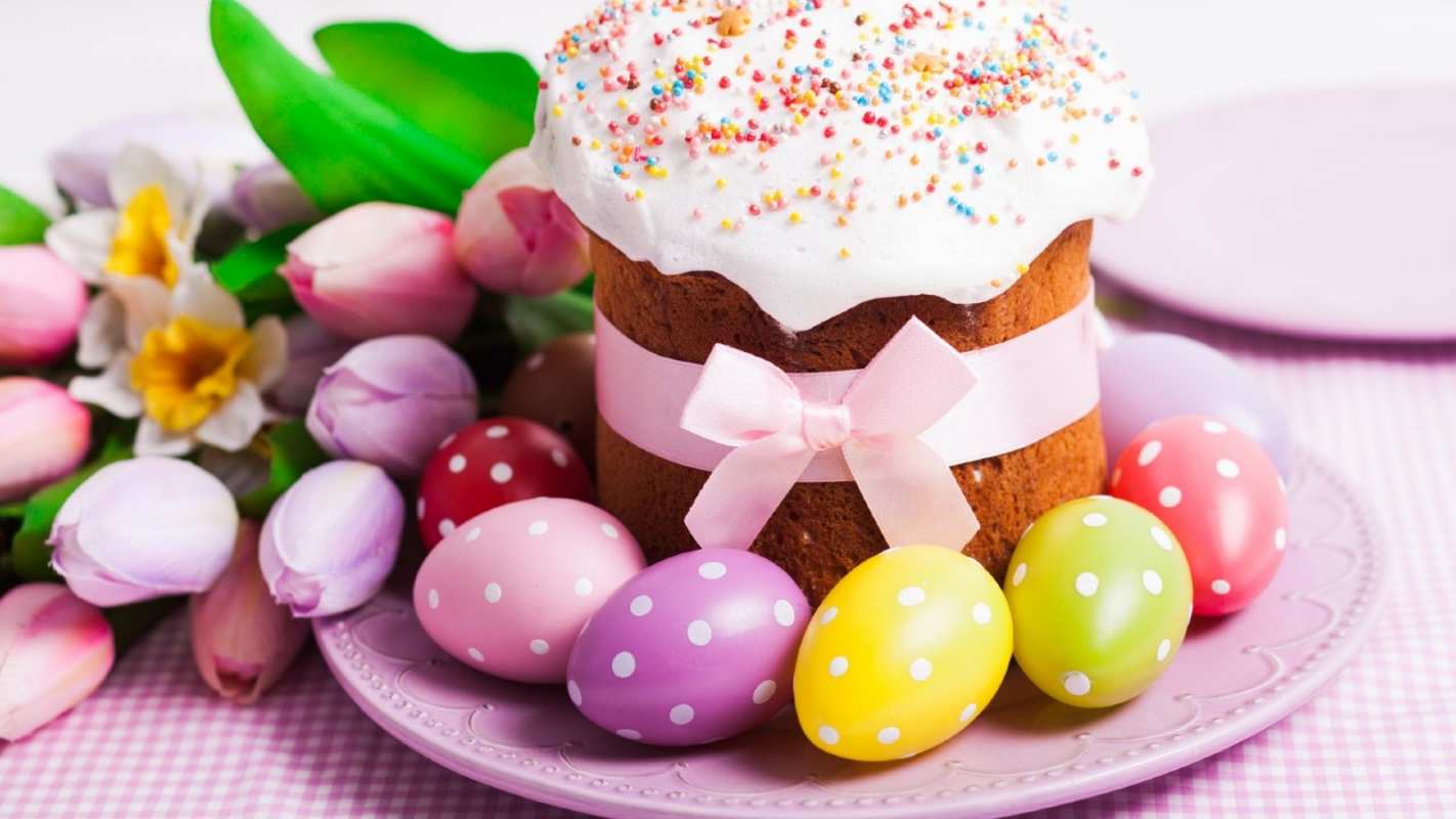 Открытка кулич цветы и яйца на пасху  пасха  С пасхой 